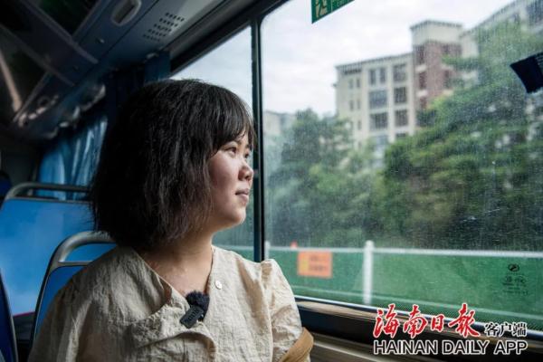 感动全网的海南“折翼女孩”,上学了! 感动全网的海南“折翼女孩”,上学了!