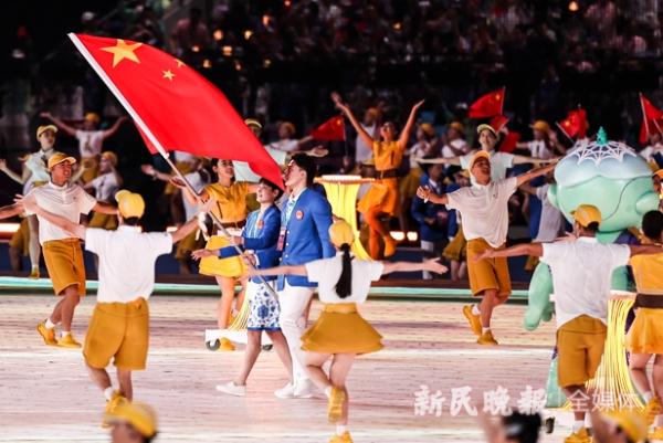 这个秘密，他瞒了大半个月