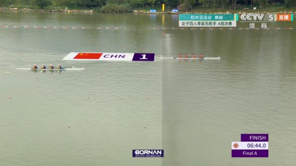 这是夺首金那个姑娘的手！还有这波刷屏……