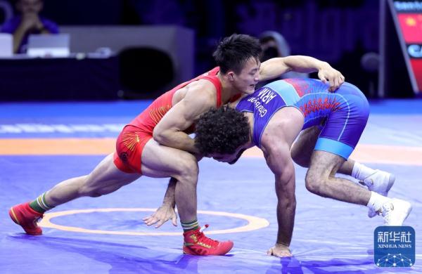 摔跤世锦赛丨曹利国获男子古典式摔跤60公斤级季军