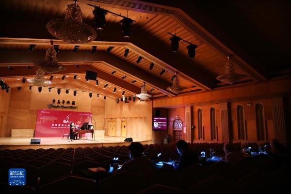 青岛国际小提琴比赛举行