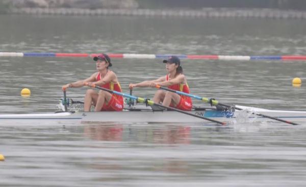 这双冠军的手,让人心疼! 这双冠军的手,让人心疼!