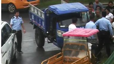 安徽一地街头突然一声巨响之后……