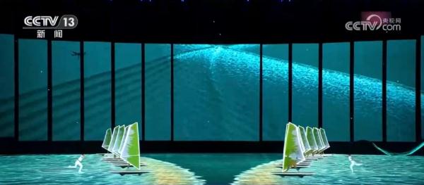 AR、裸眼3D、双3D威亚、反重力装置……沉浸式体验亚运会开幕式