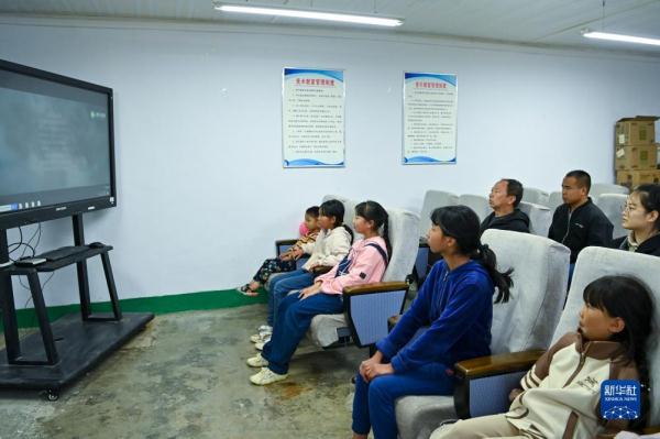 改革故事｜“麻雀小学”领头雁：36年坚守见证乡村教育巨变