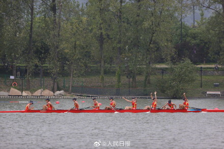 祝贺！中国赛艇队11金2银收官