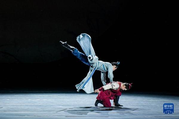 中国舞剧《花木兰》首次在美国演出 中国舞剧《花木兰》首次在美国演出