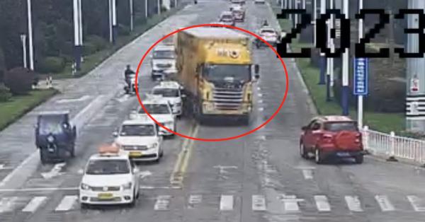 欲速则不达！三分钟学会正确超车“姿势”！