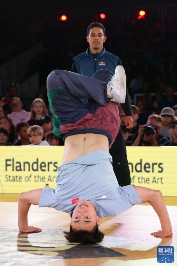 亓翔宇获霹雳舞世锦赛男子组第四名 亓翔宇获霹雳舞世锦赛男子组第四名