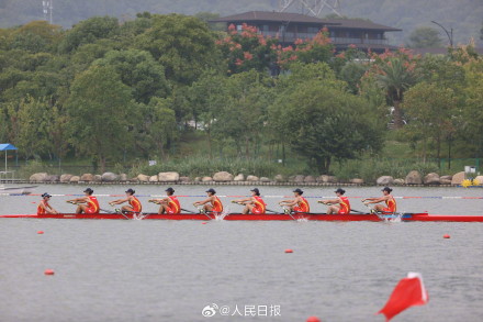 祝贺！中国赛艇队11金2银收官