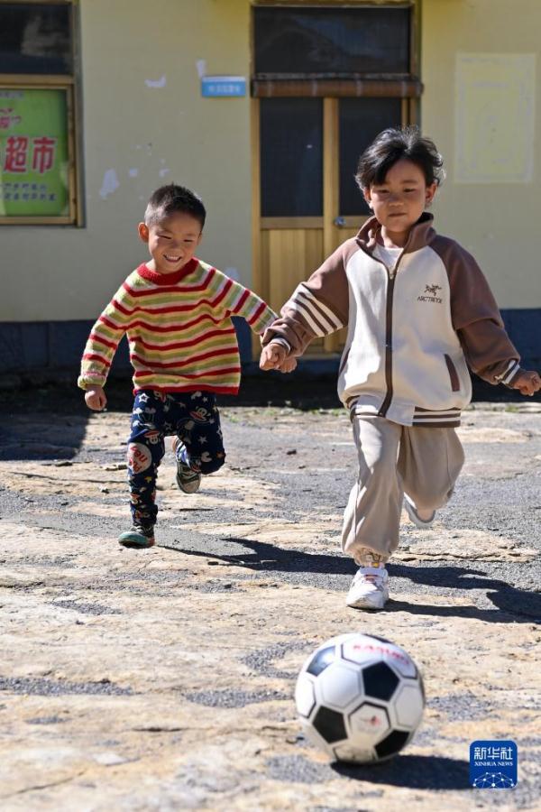 改革故事｜“麻雀小学”领头雁：36年坚守见证乡村教育巨变