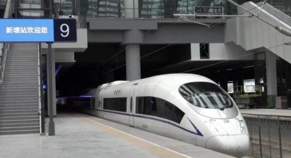 广汕高铁明日开通，运营初期的班列这样安排→