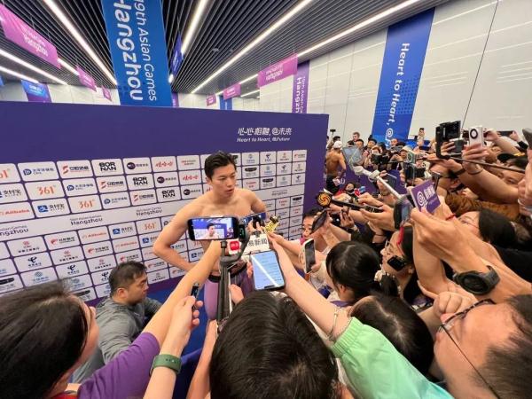 汪顺、张雨霏破纪录!中国游泳队金牌+1+1+1 汪顺、张雨霏破纪录!中国游泳队金牌+1+1+1