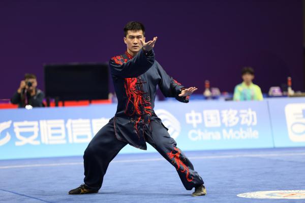 高浩楠夺得武术男子太极拳太极剑全能金牌 高浩楠夺得武术男子太极拳太极剑全能金牌