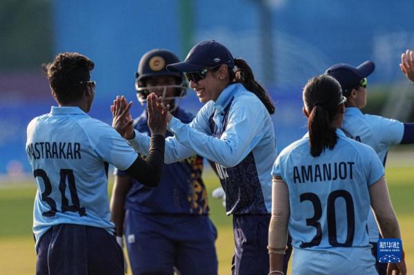 板球——女子决赛：印度队夺冠