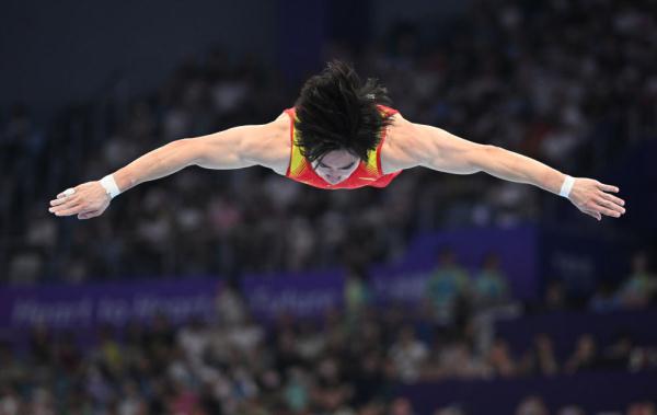 杭州亚运会 | 张博恒获得体操男子个人全能冠军