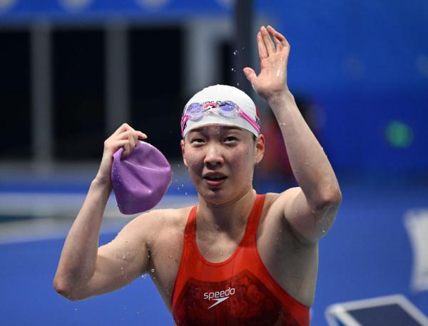 汪雪儿获得杭州亚运会游泳女子50米仰泳冠军