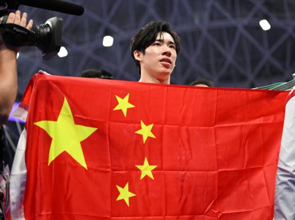 杭州亚运会 | 张博恒获得体操男子个人全能冠军