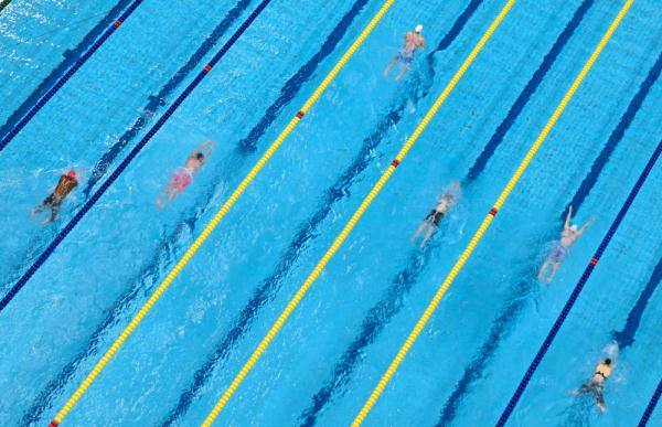 余依婷、叶诗文分获杭州亚运会女子200米个人混合泳冠亚军