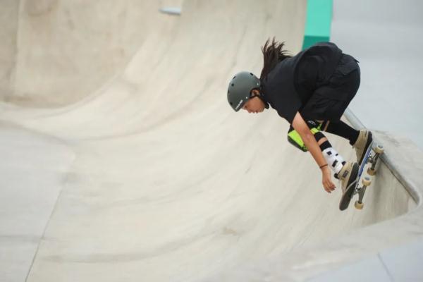 这片亚运决赛场，一群00后同台竞争，最小仅9岁！