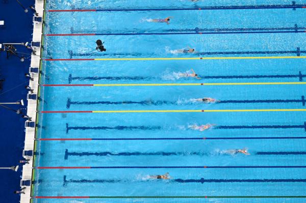 杭州亚运会｜中国香港选手何诗蓓女子200米自由泳夺冠 李冰洁摘银