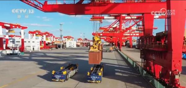 从“1”到“21” 从“苗圃”到“森林” 自贸区十年构建开放新格局 从“1”到“21” 从“苗圃”到“森林” 自贸区十年构建开放新格局