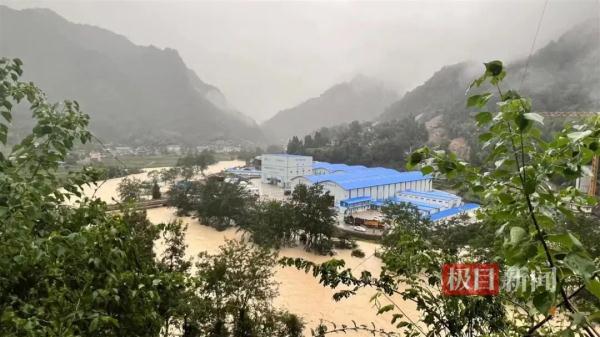 一个举动救了101人!张俊,好样的! 一个举动救了101人!张俊,好样的!