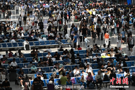 交通运输部:预计中秋国庆假期超20亿人次跨区域流动 交通运输部:预计中秋国庆假期超20亿人次跨区域流动