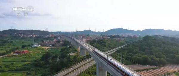 福厦高铁“公交化”运行 福州厦门将实现“一小时生活圈” 福厦高铁“公交化”运行 福州厦门将实现“一小时生活圈”