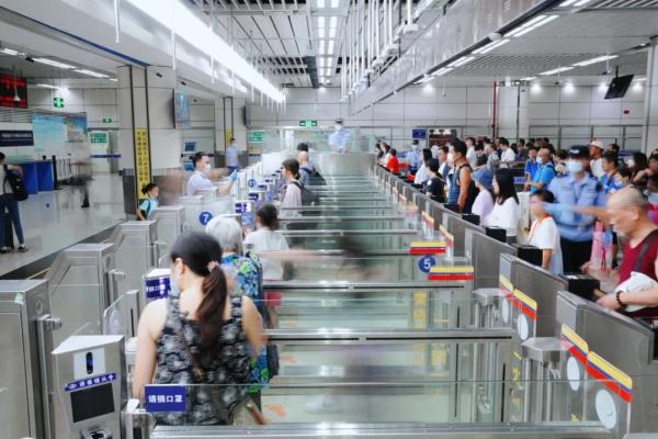 深圳重要提醒！客流峰值或将突破80万人次！不想被堵看这里→