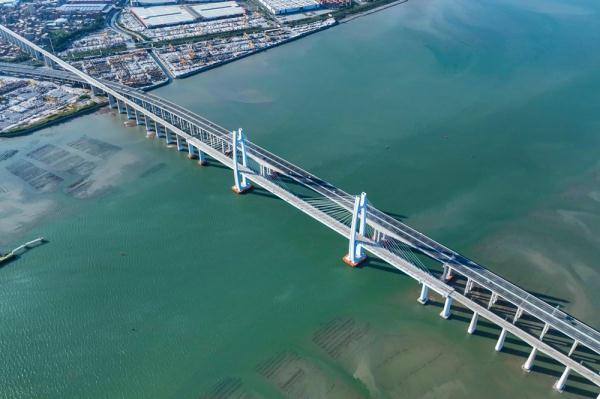 “坐着高铁看大海”将成现实 我国首条设计时速350公里跨海高铁28日开通运营