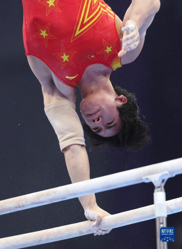 竞技体操——男子全能决赛：中国选手张博恒夺冠