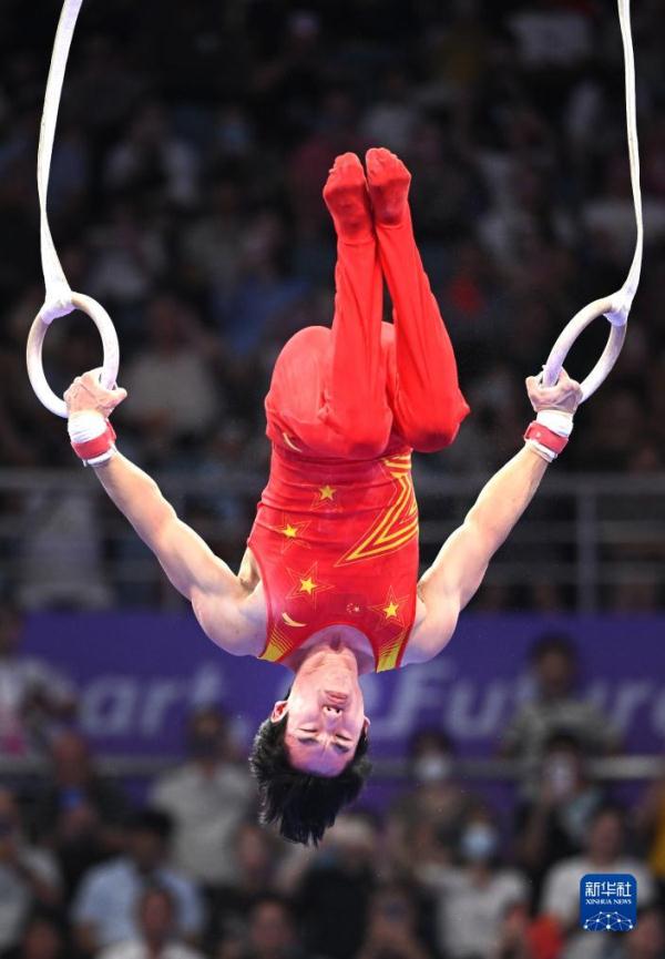 竞技体操——男子全能决赛：中国选手张博恒夺冠