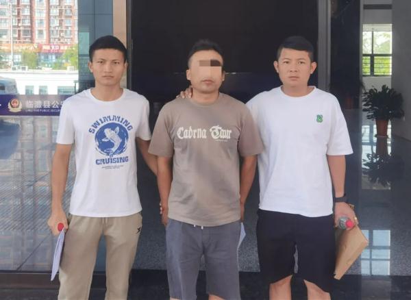 涉诈洗钱!海南警方辗转5省7市,抓获15人! 涉诈洗钱!海南警方辗转5省7市,抓获15人!