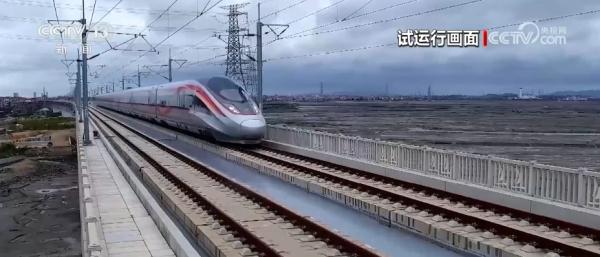 福厦高铁“公交化”运行 福州厦门将实现“一小时生活圈” 福厦高铁“公交化”运行 福州厦门将实现“一小时生活圈”