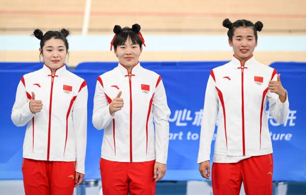 杭州亚运会 | 场地自行车女子团体竞速赛：中国队破亚洲纪录夺冠