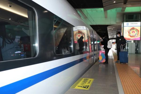 旅途出现晕车、晕船等不适怎么办？教你几招应对！