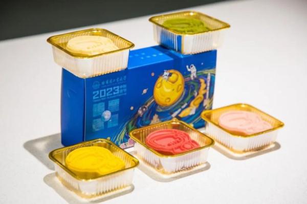 高校月饼“神仙打架”？这些太惊艳了！