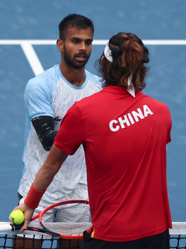 杭州亚运会 | 张之臻晋级网球男单四强 杭州亚运会 | 张之臻晋级网球男单四强