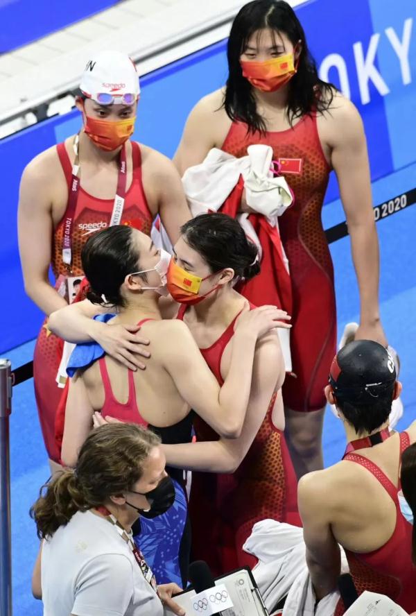 全场为第5名鼓掌！张雨霏哽咽：她是一个奇迹