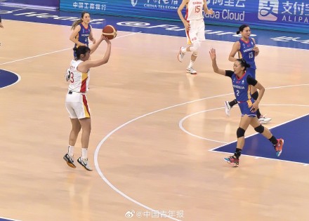 中国女篮亚运首秀轻取蒙古队