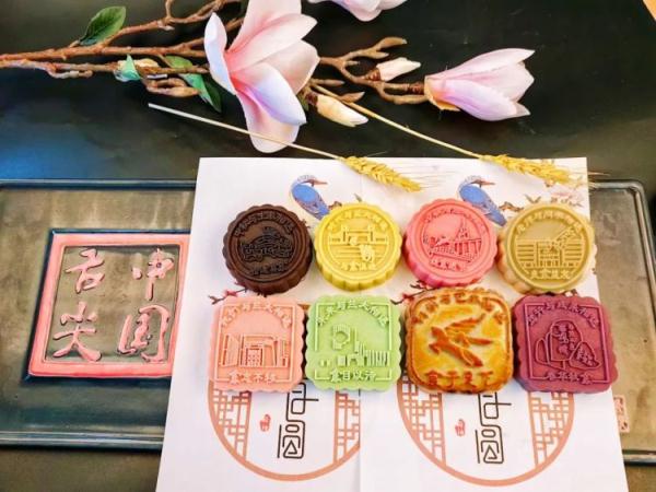 高校月饼“神仙打架”？这些太惊艳了！