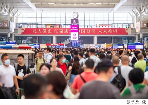 预计创历史新高，上海虹桥进入“人从众”模式！出行攻略→