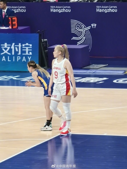 中国女篮亚运首秀轻取蒙古队