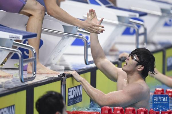 杭州亚运会 | 游泳：男子4X100米自由泳接力中国队夺冠