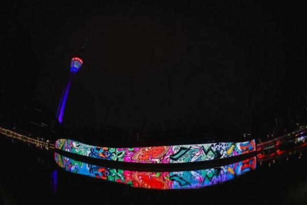 成都“夜游锦江”新航线中秋启航