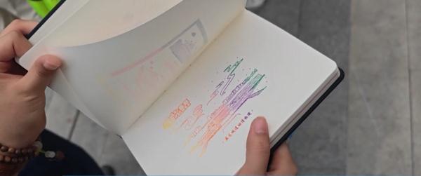 这种玩法又火了！ 十一假期武汉也上新了！游客排队来体验……