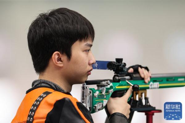 杭州亚运会 | 射击男子50米步枪3种姿势团体赛:中国队摘银 杭州亚运会 | 射击男子50米步枪3种姿势团体赛:中国队摘银