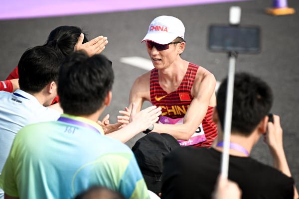 杭州亚运会丨张俊、王朝朝包揽男子20公里竞走冠亚军 杭州亚运会丨张俊、王朝朝包揽男子20公里竞走冠亚军