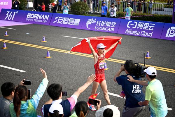 杭州亚运会丨张俊、王朝朝包揽男子20公里竞走冠亚军 杭州亚运会丨张俊、王朝朝包揽男子20公里竞走冠亚军